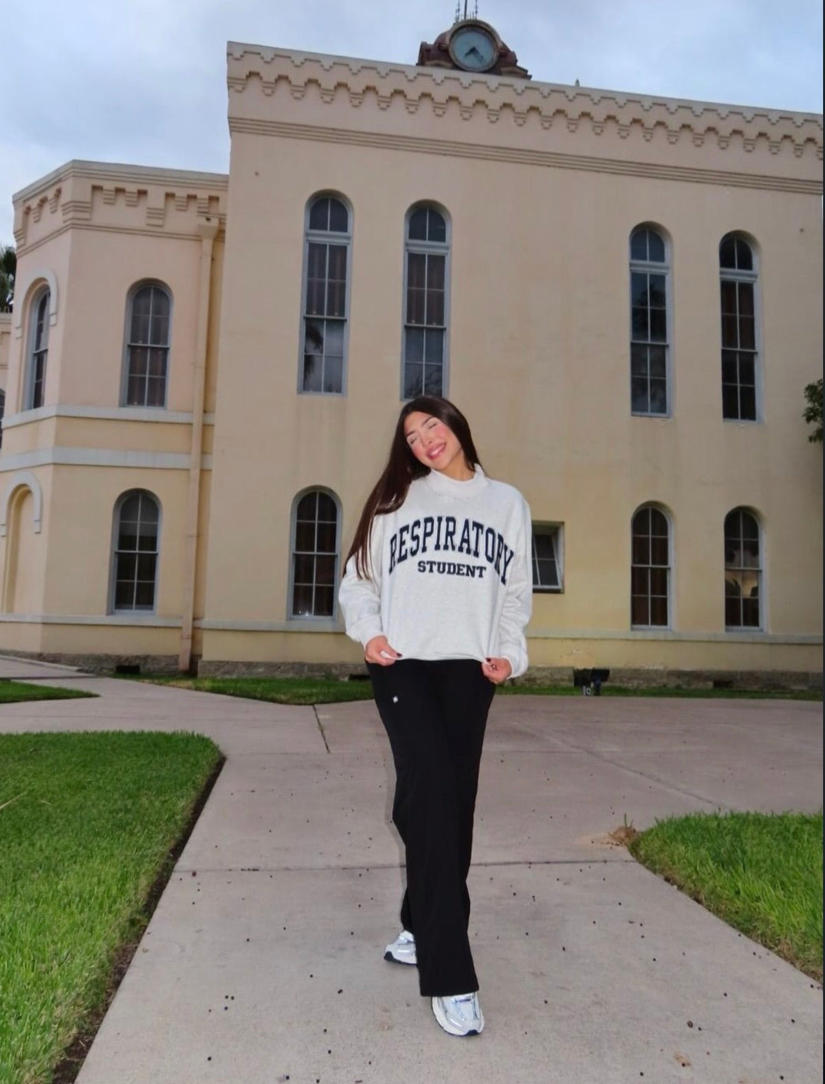 Student mockneck